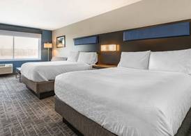 Holiday Inn Express & Suites CARLISLE SOUTHWEST – I-81 by IHG 4
