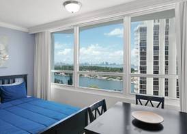 Miami Beach Apartments by MiaRentals 4