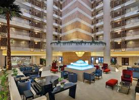 Sheraton Dubai Creek Hotel & Towers 4