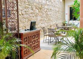 Hotel Expres By Hosting House 4