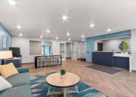 WoodSpring Suites Gilbert - Mesa Gateway Airport 2