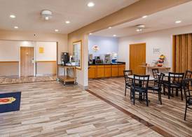 Super 8 by Wyndham Neillsville WI 3