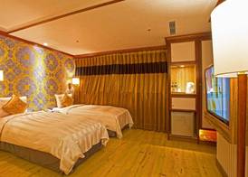 Silken Hotel 4