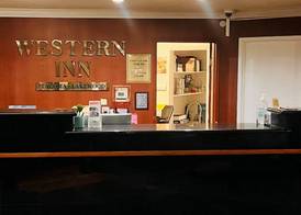 Western Inn Lakewood 3