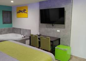 Exclusivo Inn and Suites 5