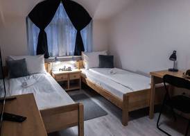 Bloom Inn 3