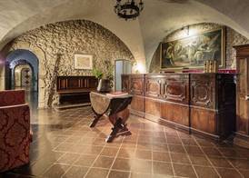 Castello Orsini Hotel 3