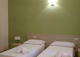 Hotel '904 4