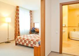 Kolonna Hotel Brigita 4