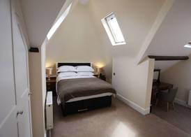 Glenlyn Apartments 3