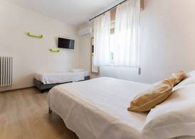 MH Hotel Benaco 2