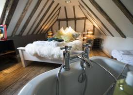 The Woolpack Inn Warehorne 4