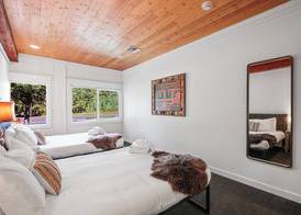 Shasta View Lodge 2