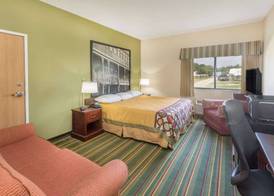 Super 8 by Wyndham Duson Lafayette West Area 3