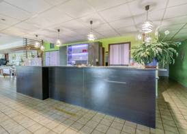 Brit Hotel Confort Pau Lons 2