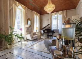 Hotel Embassy 4