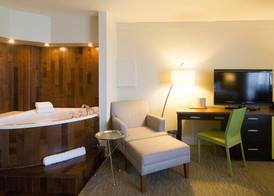 Hotel Champlain 5