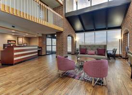Drury Inn & Suites Poplar Bluff 2