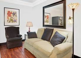 Super 8 by Wyndham Metropolis 4