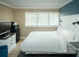 Pacific Shores Inn 4