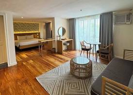Sugarland Hotel 5