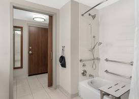 Holiday Inn Express SPRING HILL by IHG 3