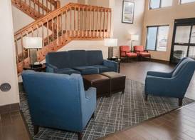 Comfort Suites Effingham Central 3