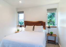 Anchor Inn Pacifica 5