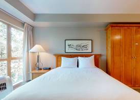 Whistler Peak Lodge 4