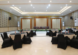Kyriad Grand Master Purwodadi 4