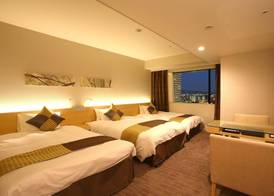 Hotel Keihan Kyobashi Grande 4