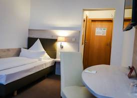 Waldhotel Luise 5