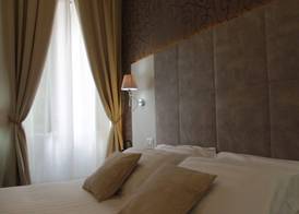 Elenoire Rooms & Suite 2