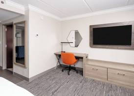 Holiday Inn Express & Suites CHARLESTON - NORTHWOODS by IHG 5
