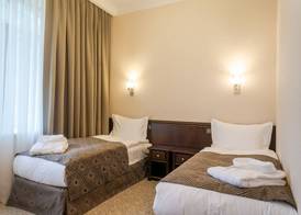 Royal Plus Hotel 4