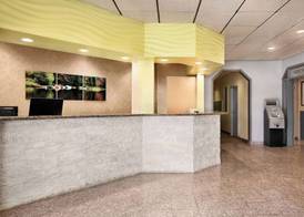 Days Inn by Wyndham Ste. Helene-de-Bagot 3