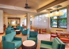Hyatt Place Waikiki Beach 4