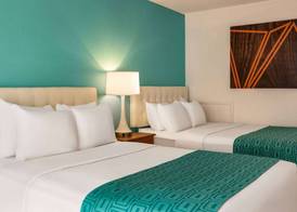 Howard Johnson by Wyndham Ocean City Oceanfront 3