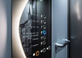 Hotel one66 (free parking garage) 4