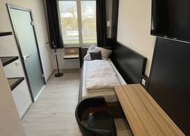 Yebs Hotel 3
