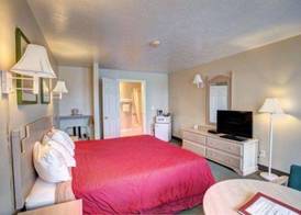Cathedral Valley Inn 4