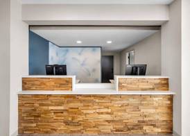 ECHO Suites Extended Stay by Wyndham Colorado Springs Airport 3