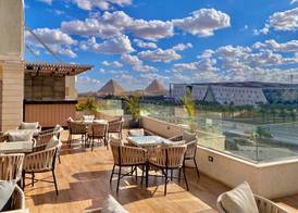 New Museum, Pyramids inn 4