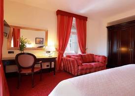 Arbiana Heritage Hotel 4