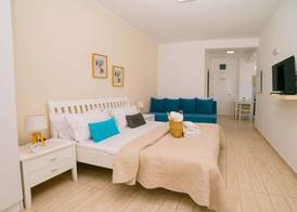 Deluxe Studio Apartment with Sea view 4