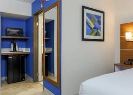 Holiday Inn Express MILWAUKEE-WEST MEDICAL CENTER by IHG 2