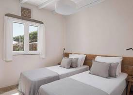 Morfes Luxury Apartments 4