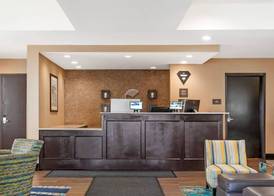 Comfort Inn & Suites Airport North 4