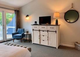 Smuggler's Cove Inn 3