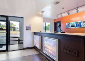 Motel 6 Moss Point, MS 5